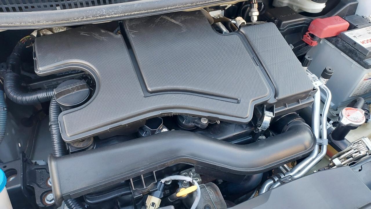 Toyota Aygo 1.0 VVT-i 69 CV 5 porte x-play