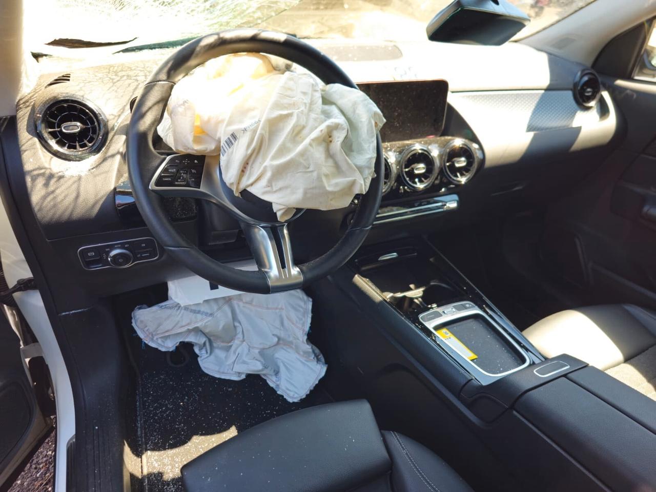 SINISTRATO Mercedes-benz GLA 200 D