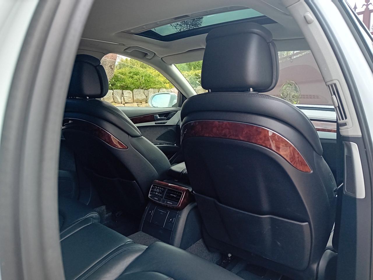 Audi A8 4.2 TDI quattro tiptronic