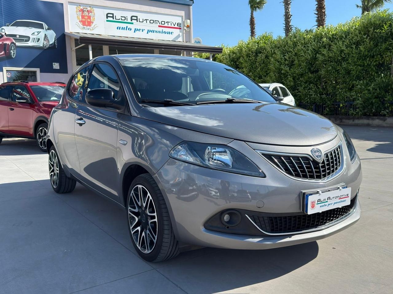 Lancia Ypsilon 1.2 69 CV 5 porte GPL Ecochic Gold