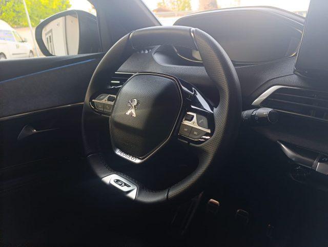 PEUGEOT 3008 PureTech Turbo 130 S&S GT