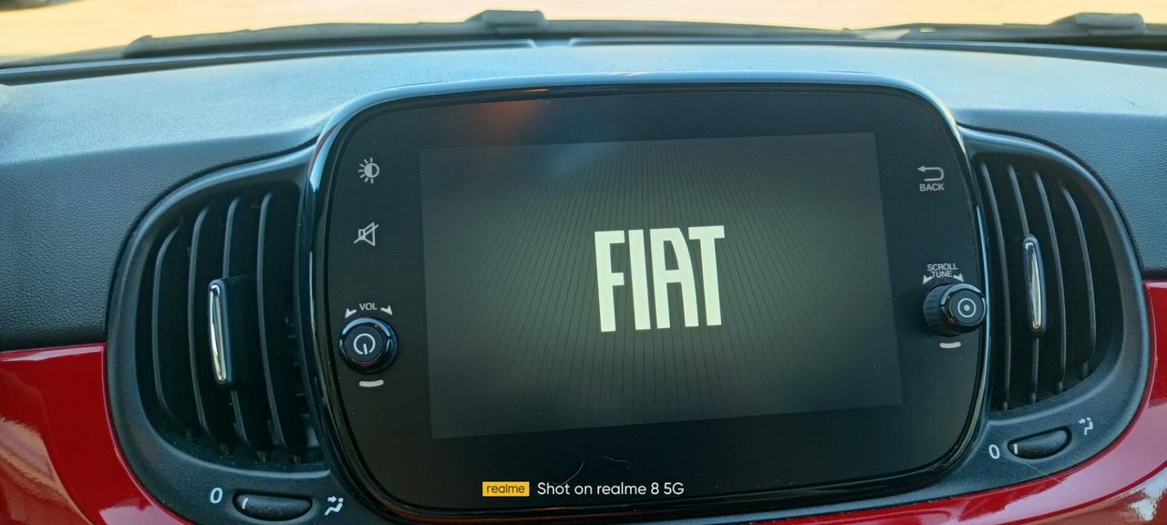 Fiat 500 1.0 Hybrid Red
