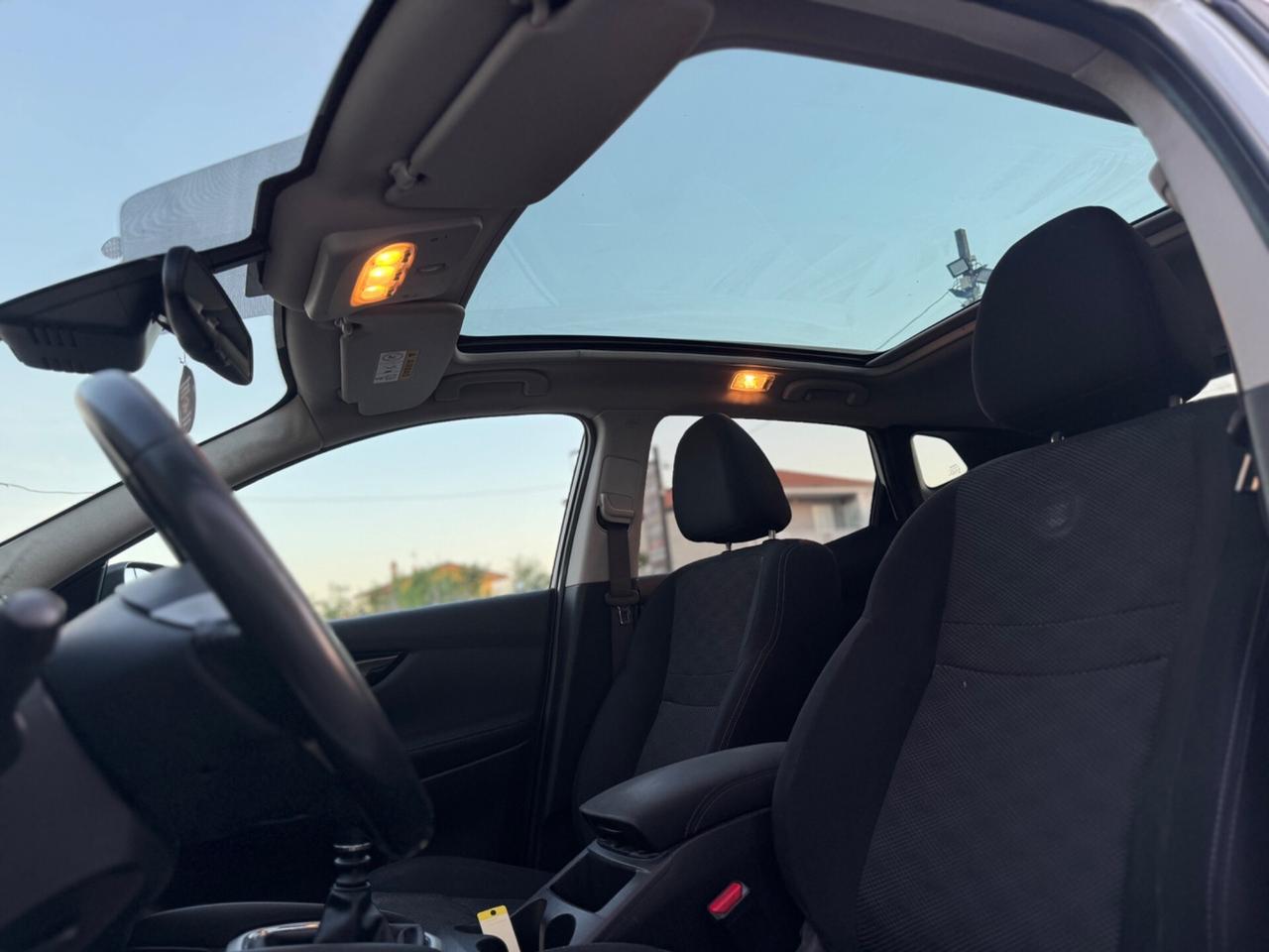 Nissan Qashqai 1.5 dCi Tekna