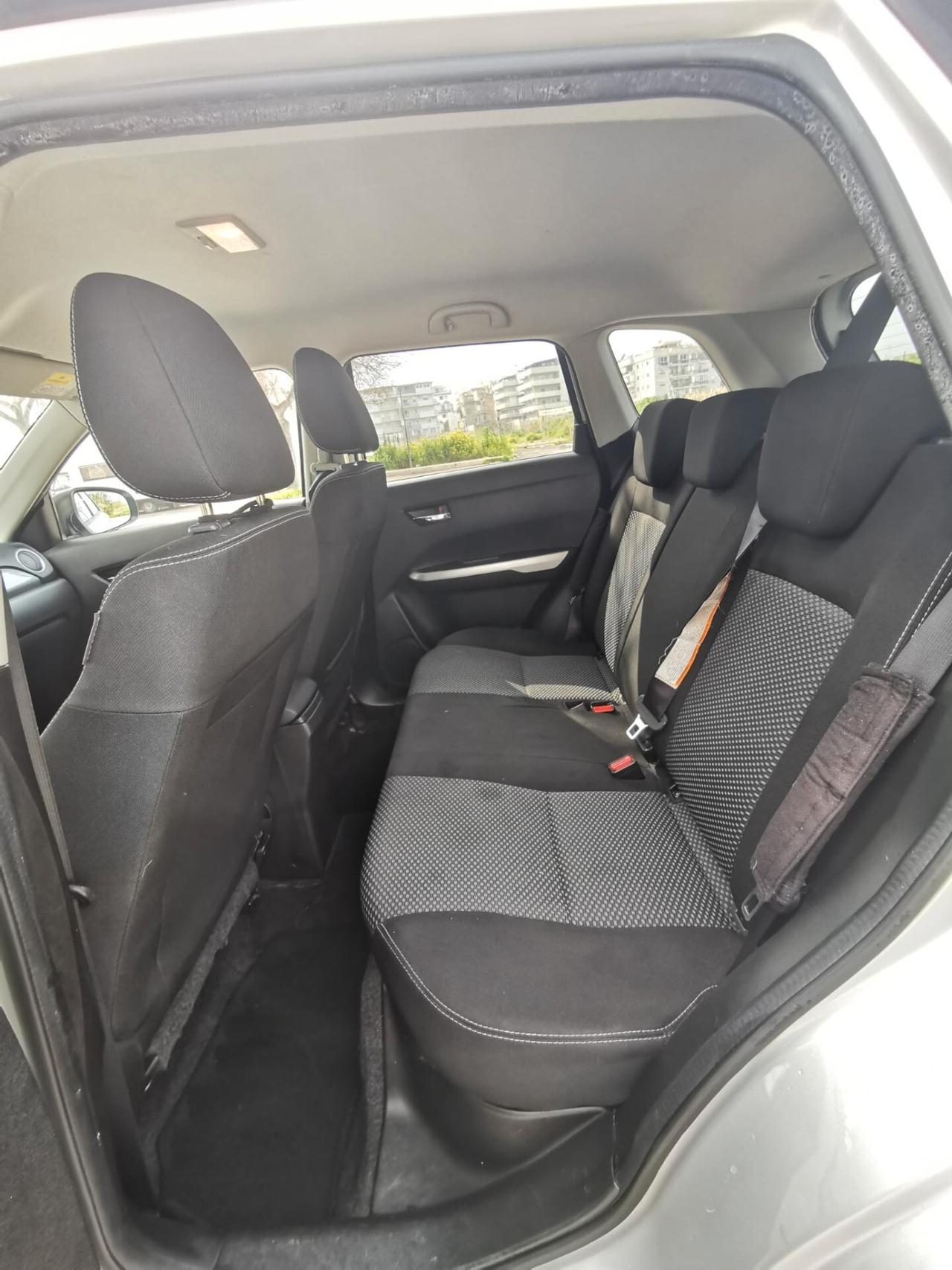 Suzuki Vitara 1.6 DDiS V-Cool - 2016