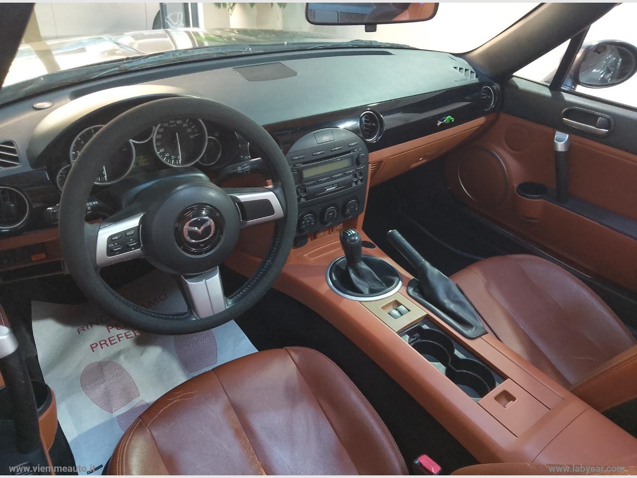 MAZDA MX-5 Roadster 1.8L Fire