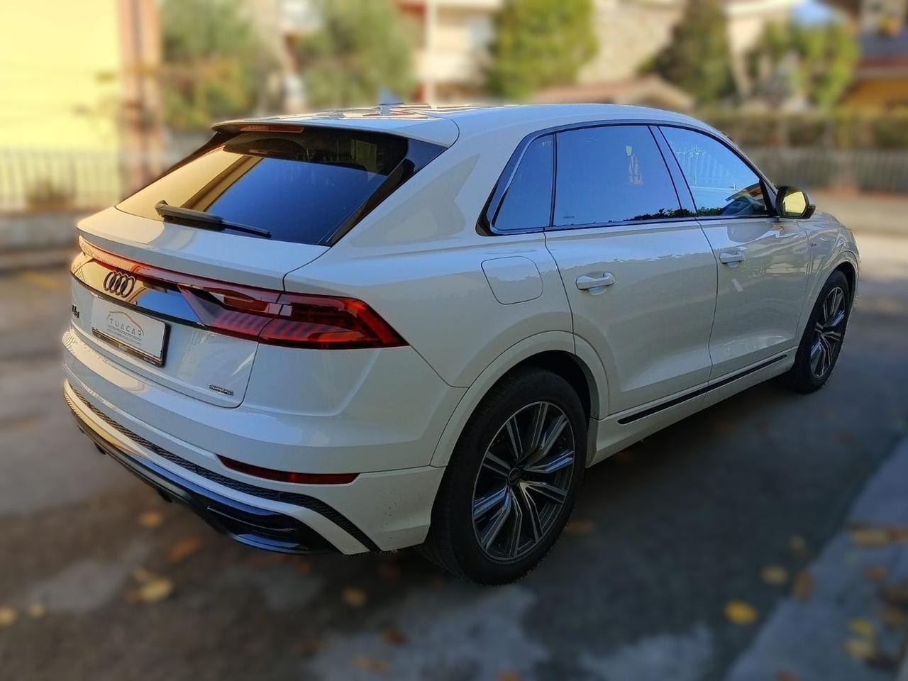 Audi Q8 Sport 3.0 50 TDI MHEV #7448