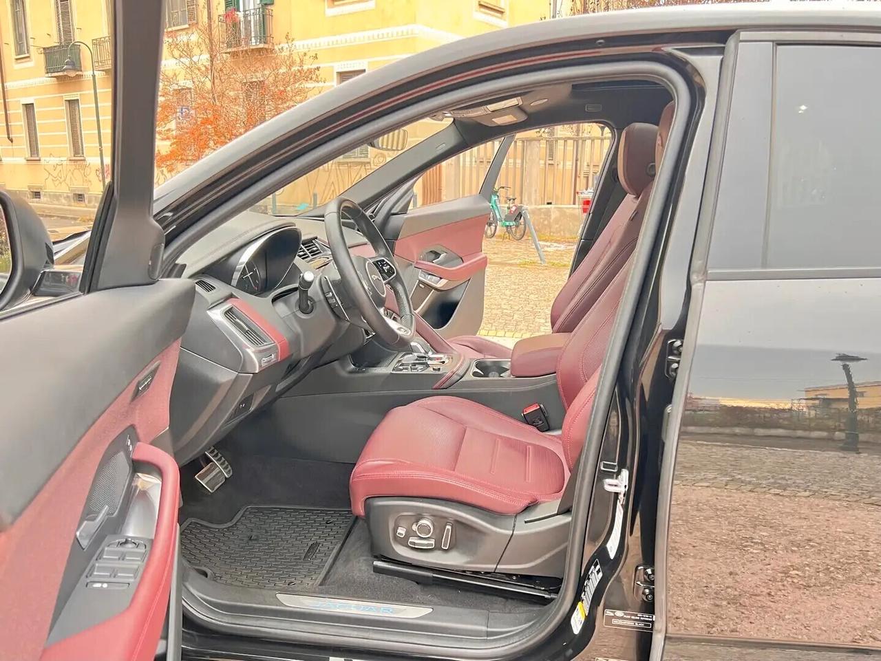 Jaguar E-Pace 2.0D I4 204 CV AWD Auto R-Dynamic HSE