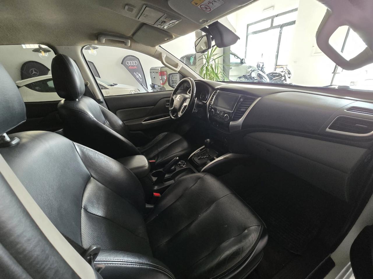 Mitsubishi L200 2.4 DI-D/181CV Double Cab Intense Hp Mivec SDA