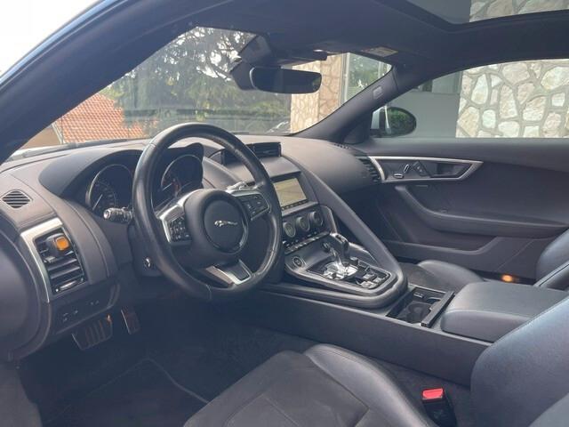JAGUAR F-TYPE COUPE' 2.0 i4 R-DYNAMIC 300CV 60000KM