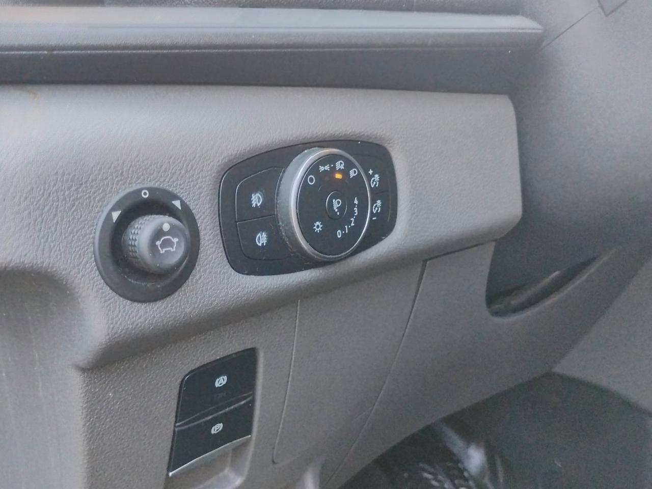 FORD Transit 310 2.0 tdci 130cv trend L2H2 E6.2.TELECAMERA