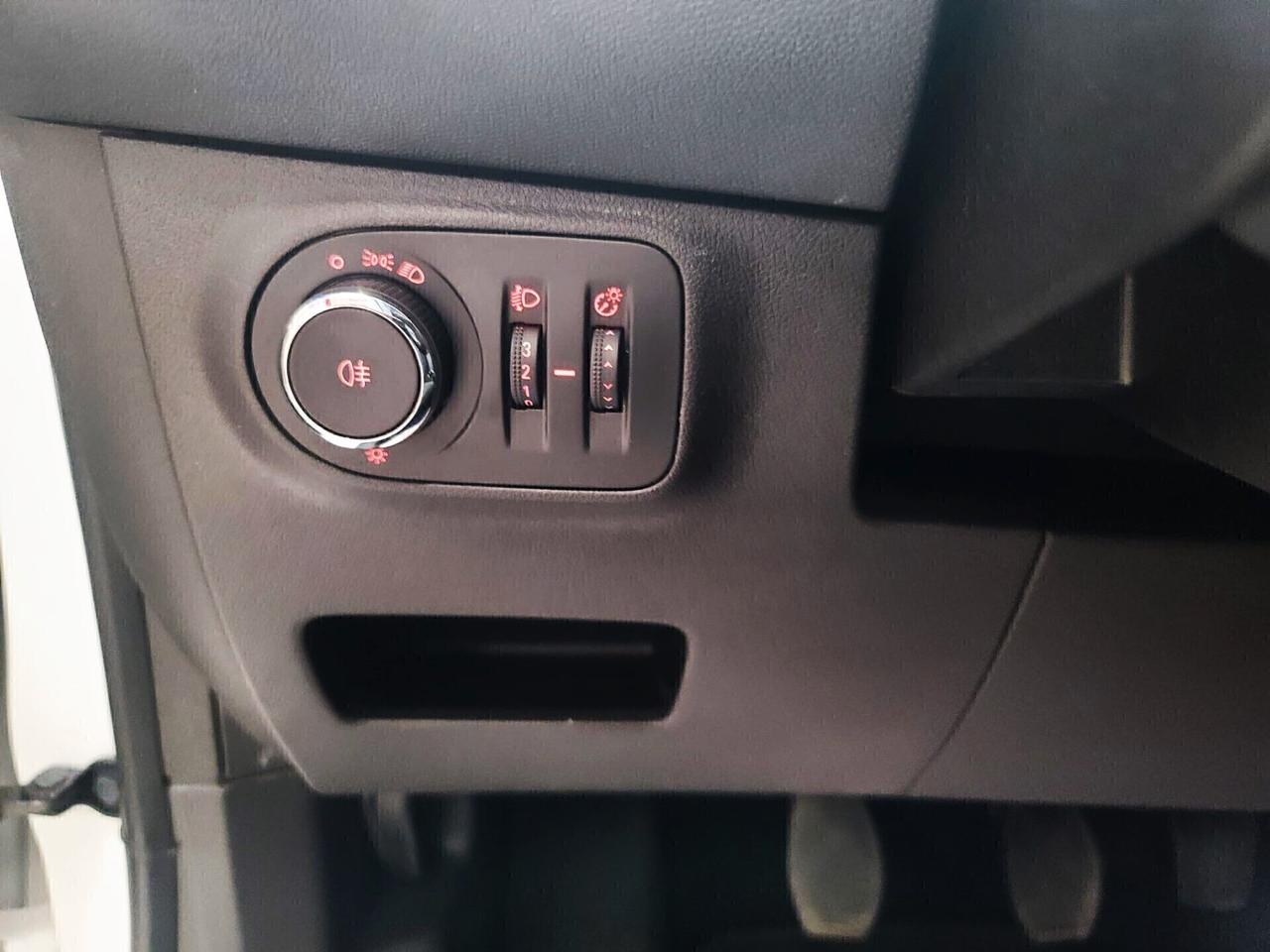 Opel Adam 1.2 BENZ 70CV *PARI AL NUOVO**