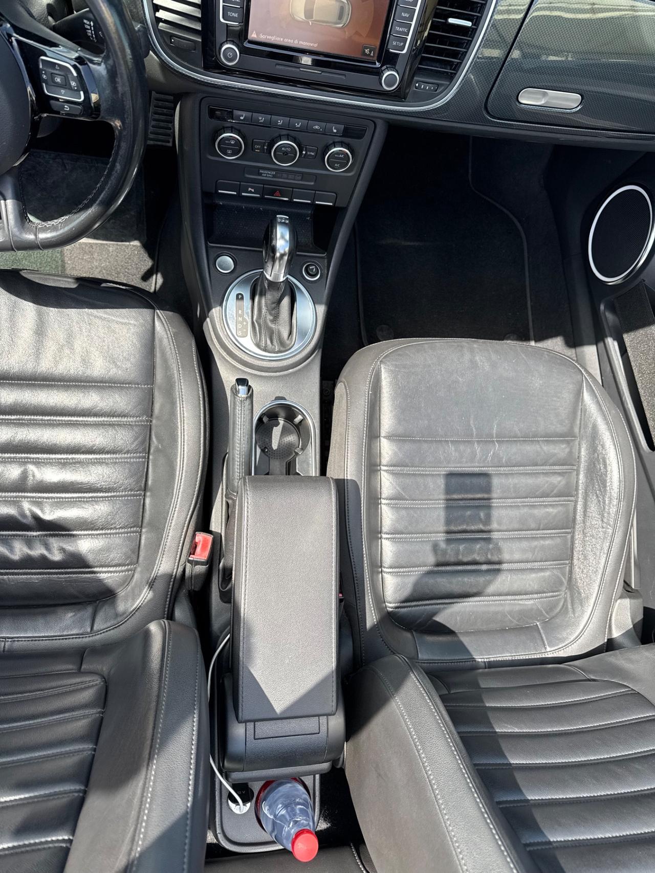 Volkswagen Maggiolino Cabrio 2.0 TDI Sport
