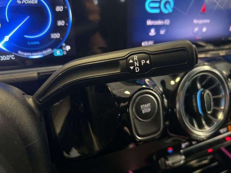 Mercedes-Benz EQA 300 4MATIC AMG Line Advanced