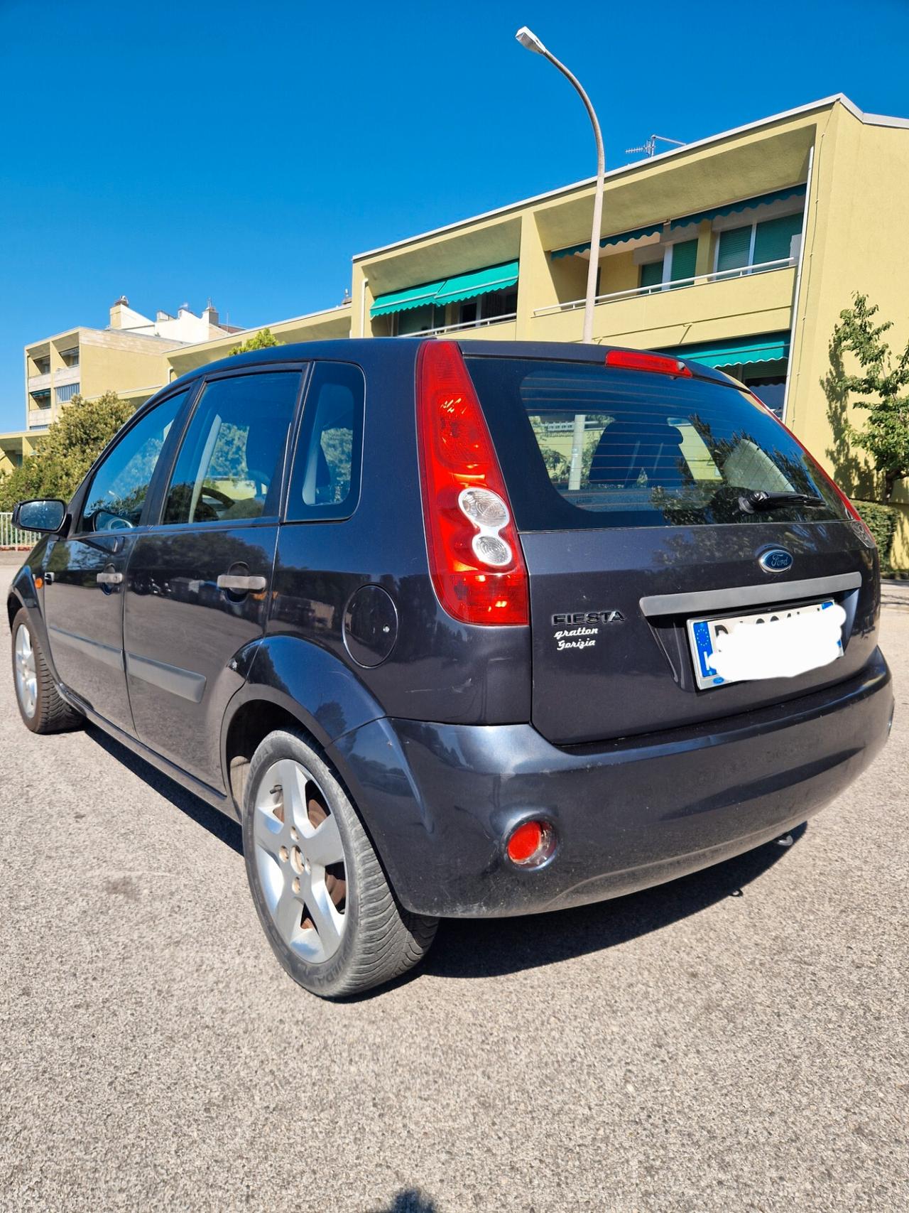 Ford Fiesta 1.2 Benz 75CV - Garanzia 12 Mesi