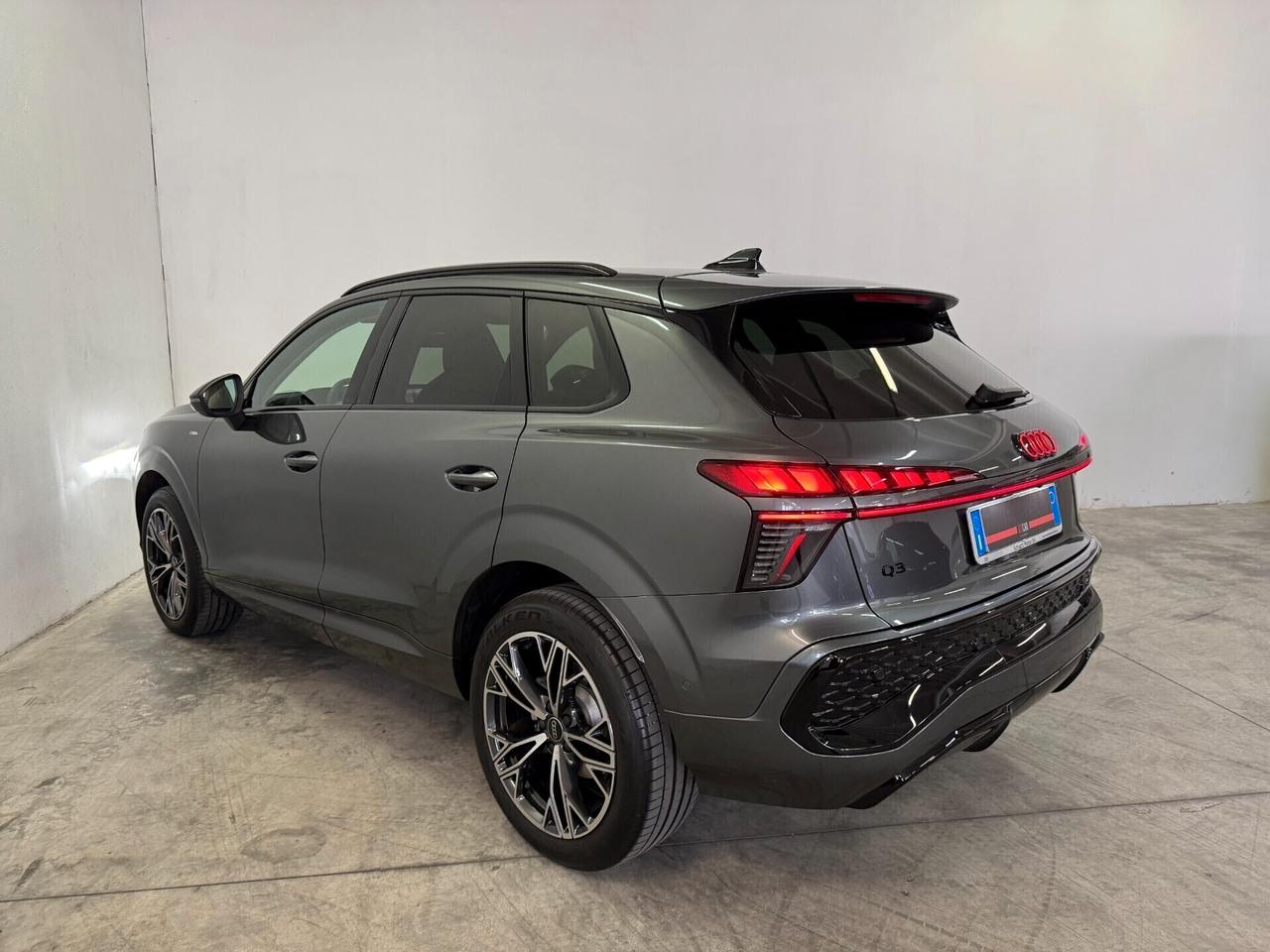 Audi Q3 Tdi S Line Edition 150cv S-Tronic UFFICIALE ITALIANA PRONTA CONSEGNA - PREZZO SENZA VINCOLI DI FINANZIAMENTO