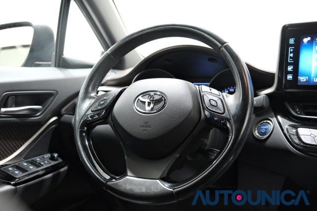 TOYOTA C-HR 1.8 HYBRID E-CVT LOUNGE NEOPATENTATI FARI LED