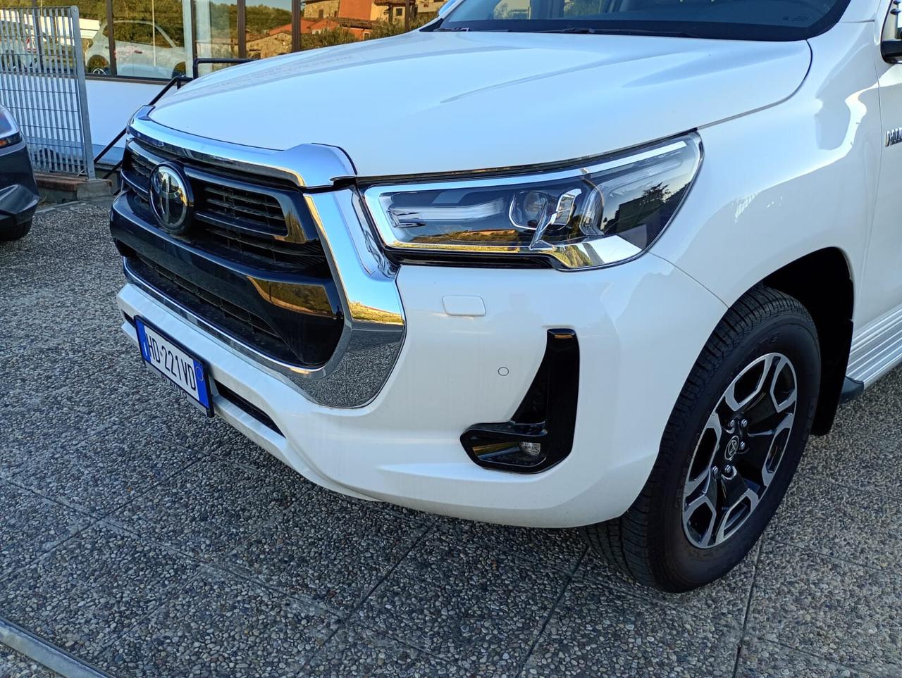 Toyota Hilux HYLUX 2.8 D4D 48W A/T 4WD double cab EXECUTIVE