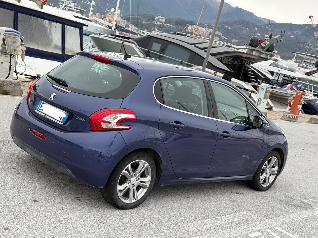 Peugeot 208 1.2 VTi 82 CV--GPL--GPL--NEOPATENTATI