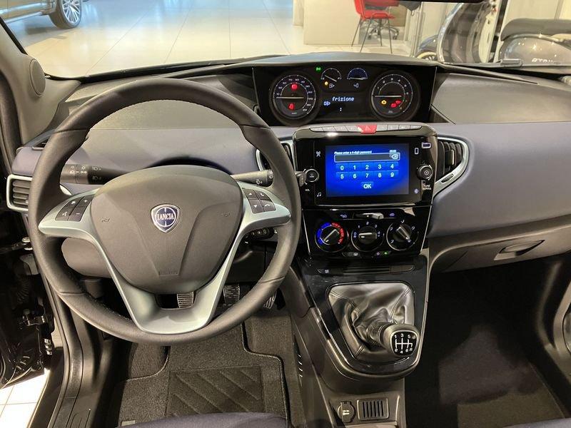 Lancia Ypsilon 1.0 FireFly 5 porte S&S Hybrid Platino