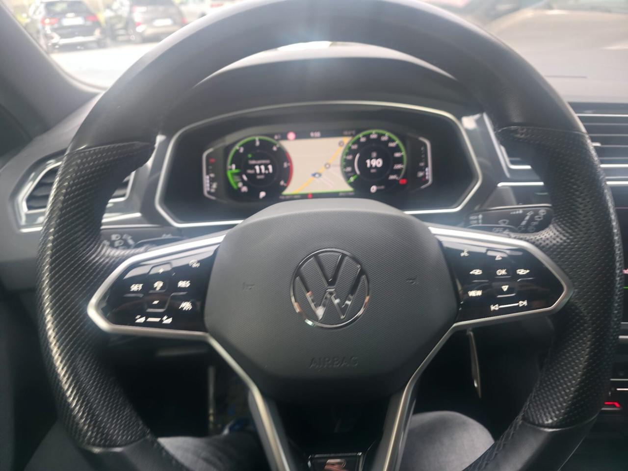 Volkswagen Tiguan 2.0 TDI 150 CV SCR DSG R-Line