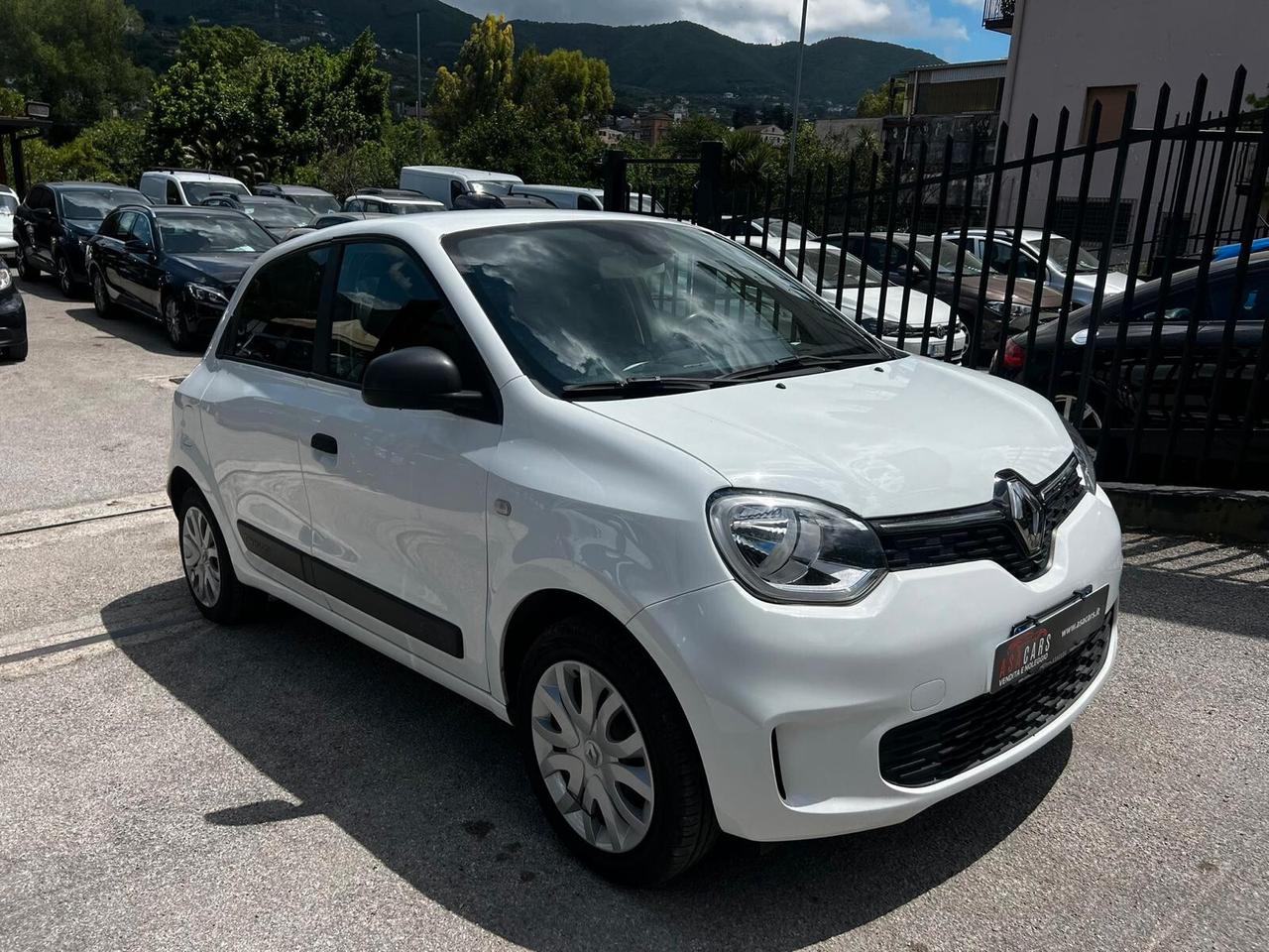 Renault Twingo SCe URBAN NIGHT 65cv