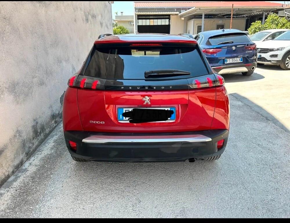 Peugeot 2008 BlueHDi 100 S&S Allure Navi Pack