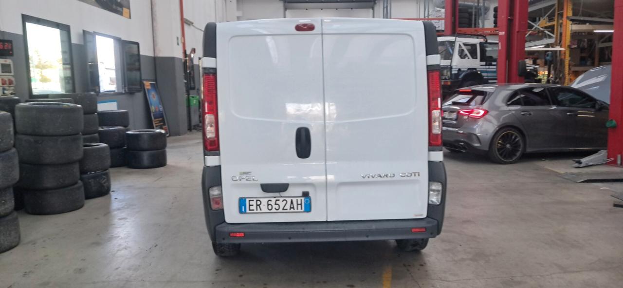 Opel Vivaro 2.0 cdti p.lungo