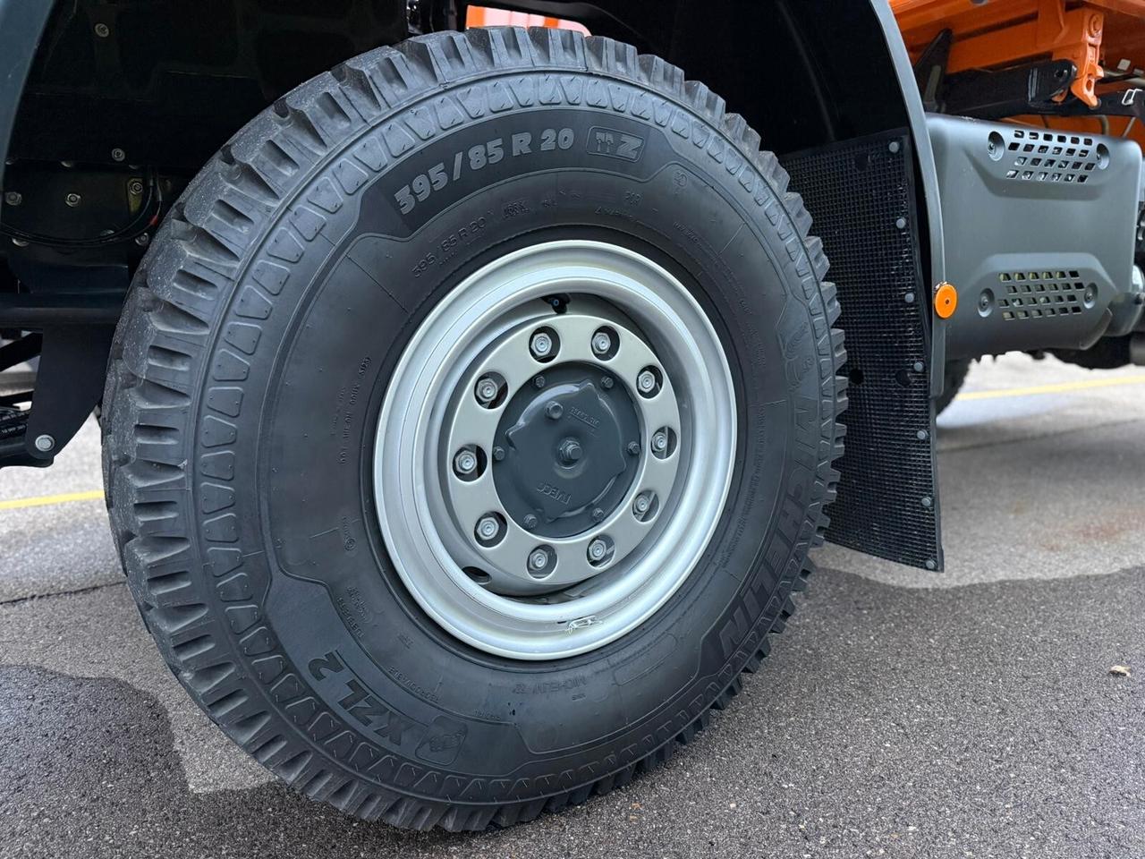 Iveco eurocargo 150E280 4x4 spazzaneve