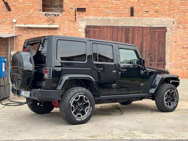 Jeep Wrangler Unlimited 2.8 CRD DPF Sahara Auto