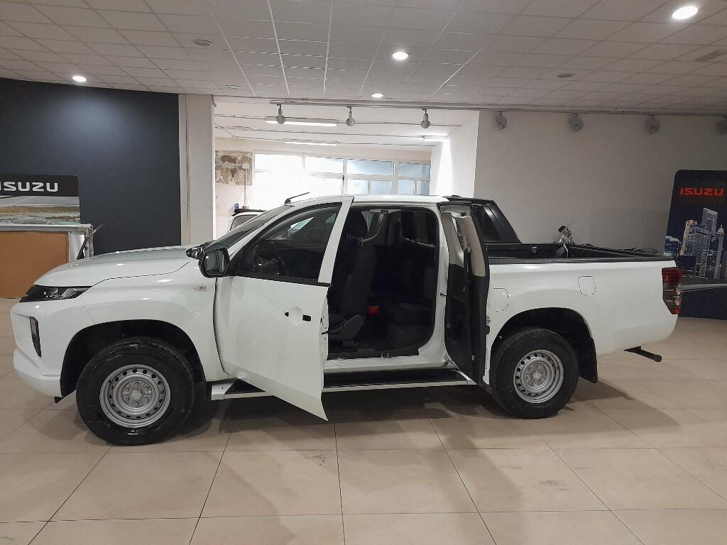 MITSUBISHI L200 (2019-2022) L200 2.3 D Club Cab...