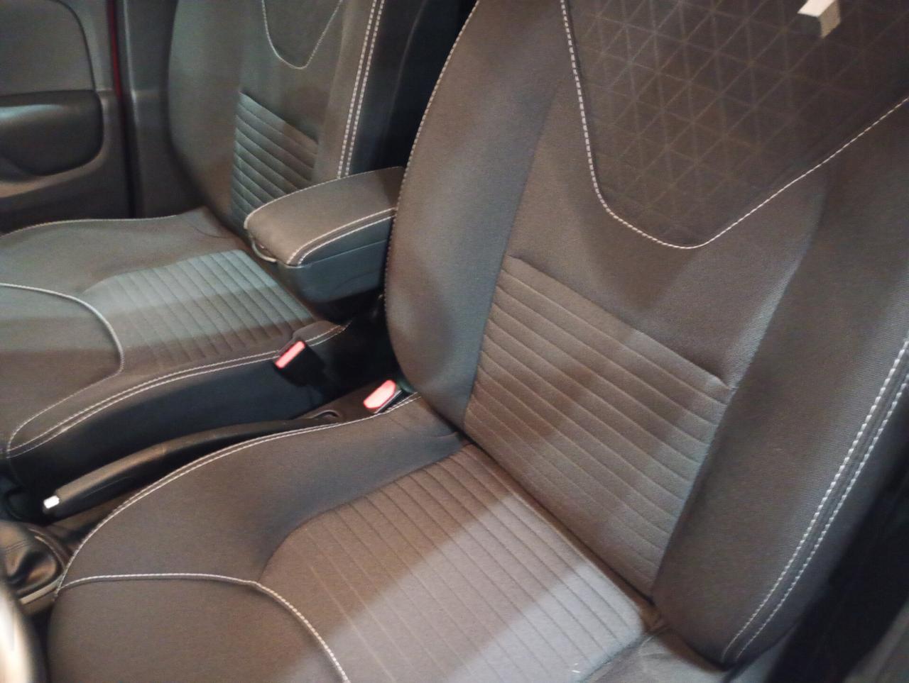 Renault Clio TCe 12V 90CV Start&Stop 5 porte Limited - Neopatentati