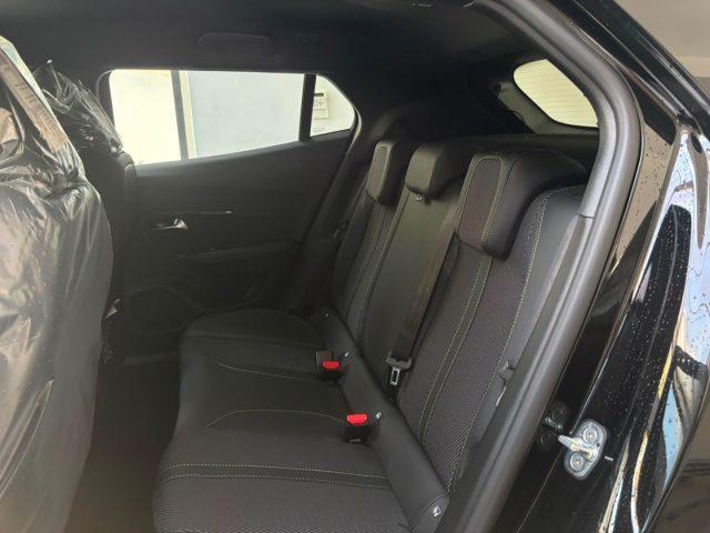 PEUGEOT 2008 Hybrid 145 e-DCS6 GT