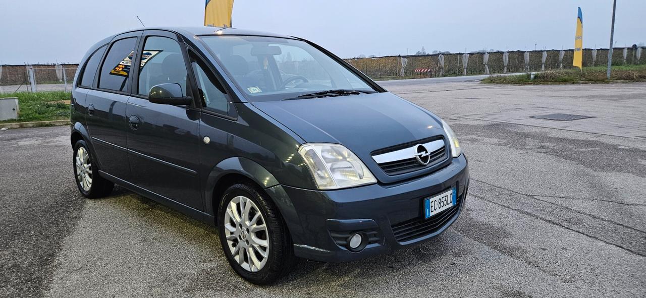 Opel Meriva 1.4 16V GPL-TECH Club