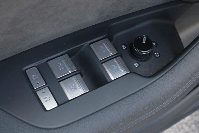 AUDI RS6 RS6 Avant tiptronic CAPRISTO/SERVICE AUDI
