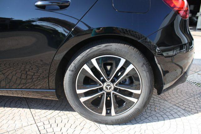 MERCEDES-BENZ A 180 Automatic AMG Line Advanced Plus