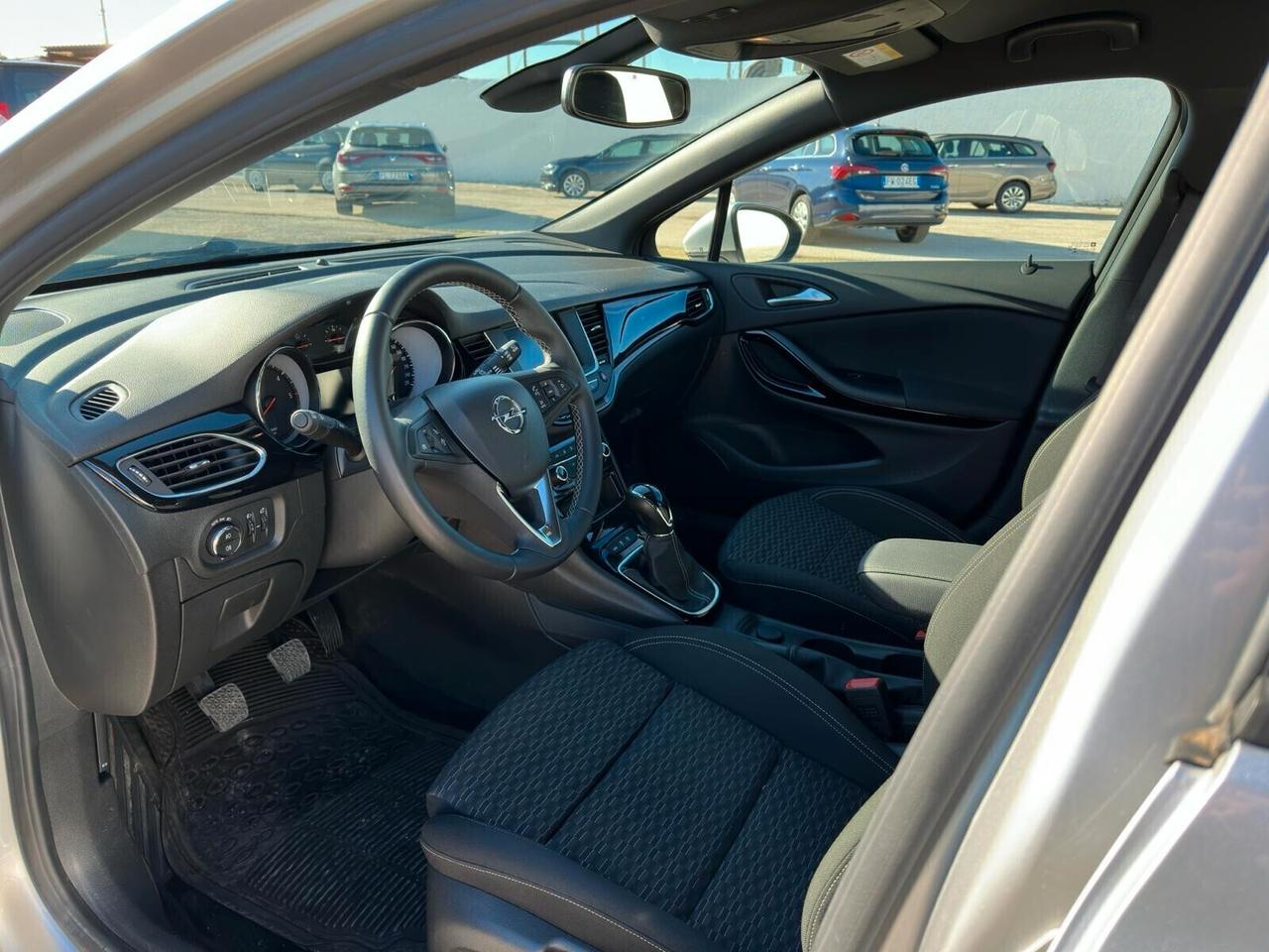 Opel Astra1.6CDTi 110CV Start&amp;StopSportsTourerInnovationkm.5.000