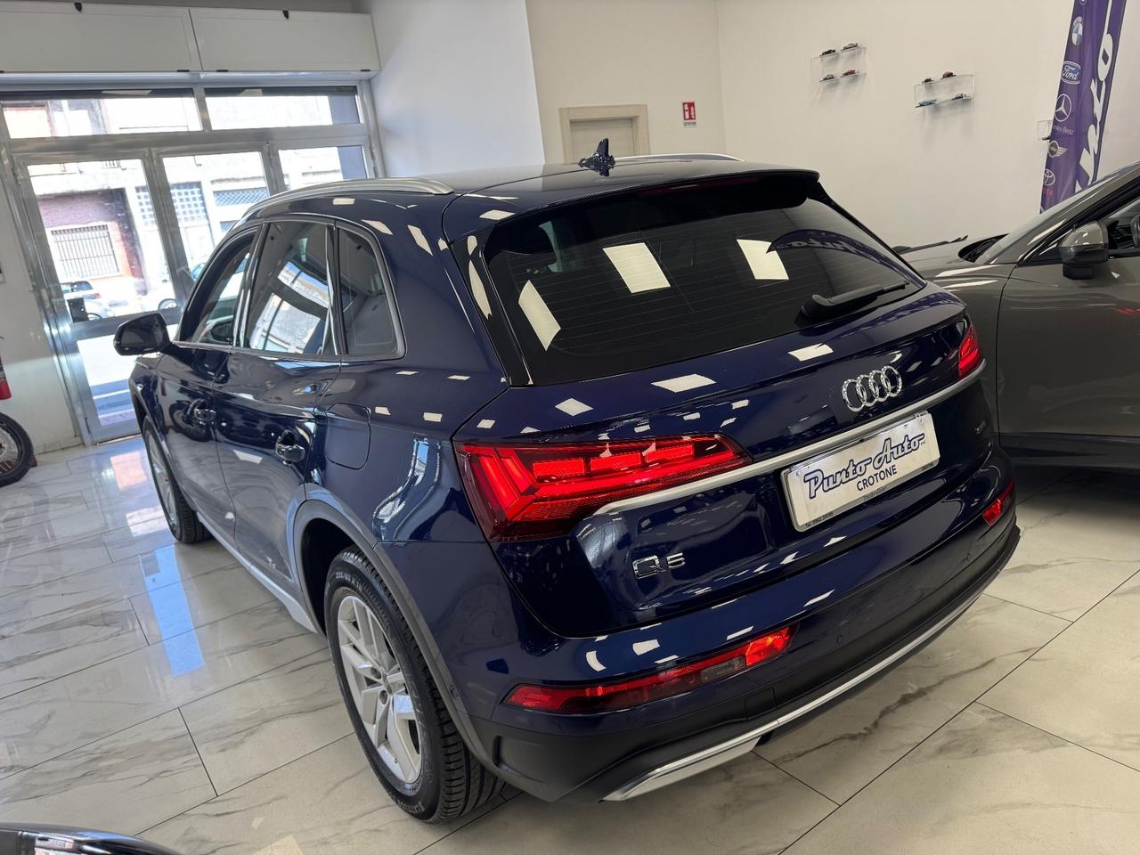 Audi Q5 50 TFSI e quattro S tronic Business