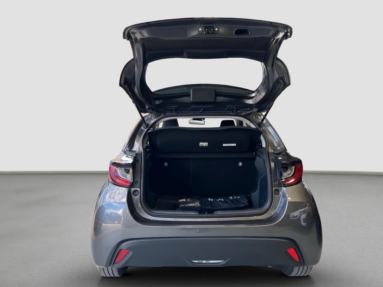 Toyota Yaris 1.5 Hybrid 5 porte Business