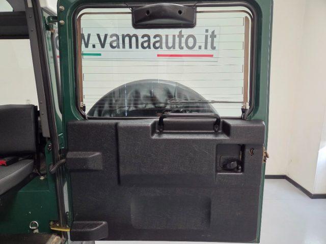 LAND ROVER Defender 90 2.5 Td5 7 POSTI ARIA CONDIZIONATA