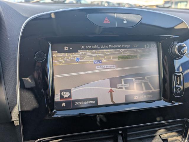 RENAULT Clio Clio 1.2 16v 5P Business 75cv