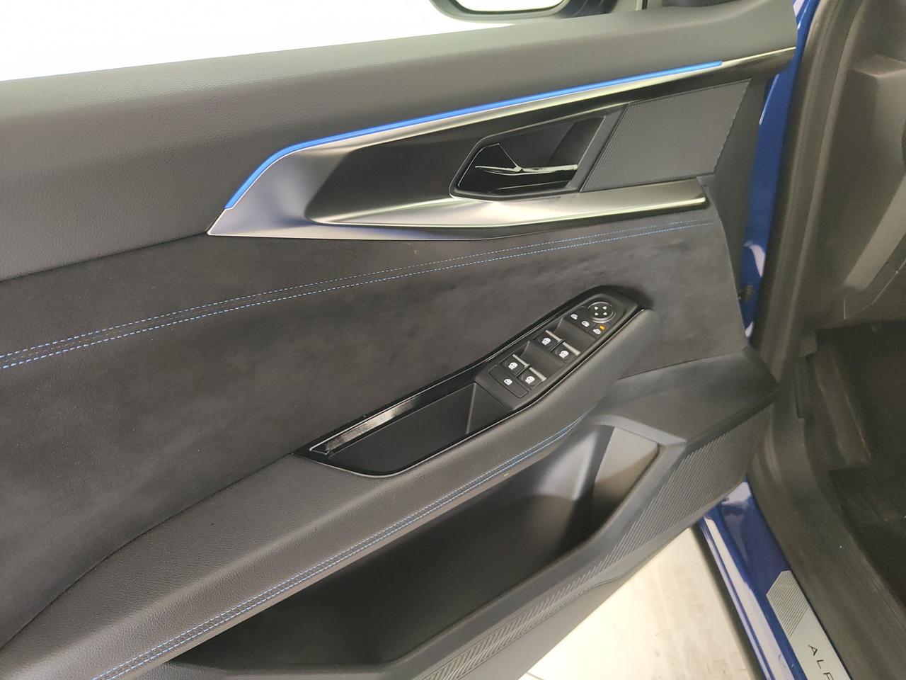 RENAULT Austral 1.2 E-Tech full hybrid Iconic Esprit Alpine 200cv auto