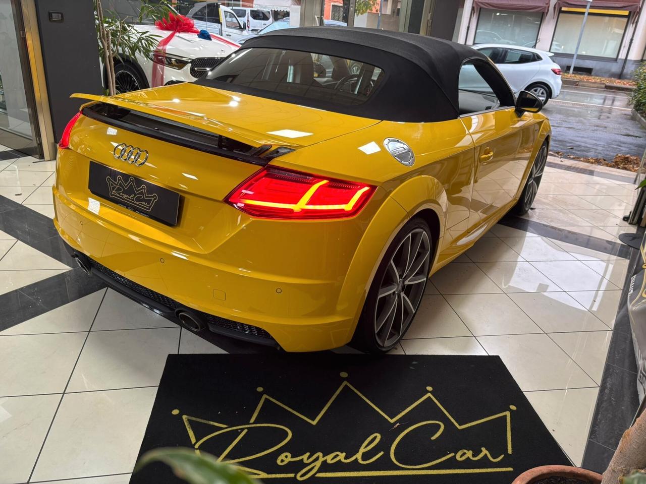 Audi TT Roadster 2.0 TDI ultra S line