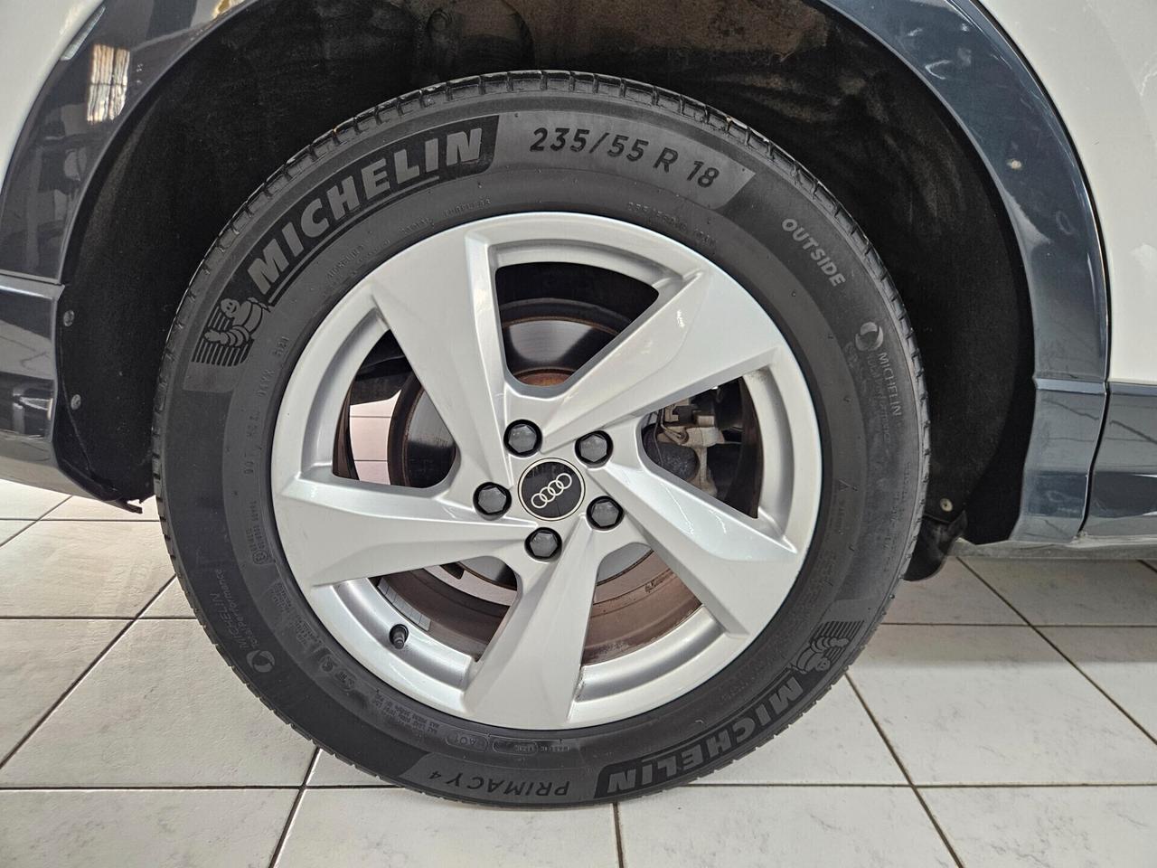 Audi Q3 35 2.0 tdi Business quattro s-tronic