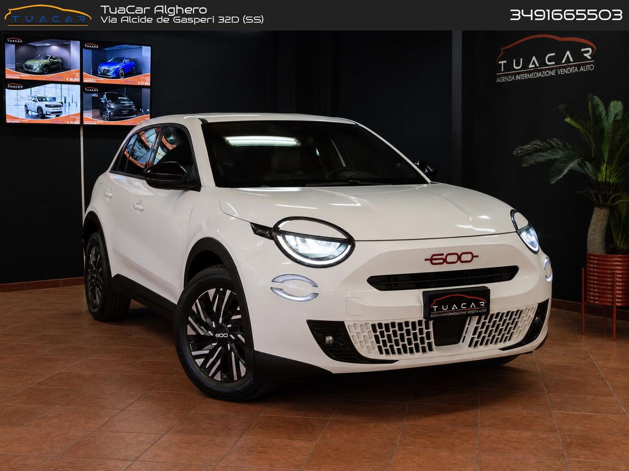 Fiat 600 1.2 Hybrid 100cv My25 #10244
