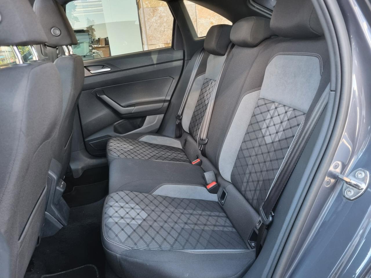 Volkswagen Taigo 1.0 TSI 115 CV R-Line