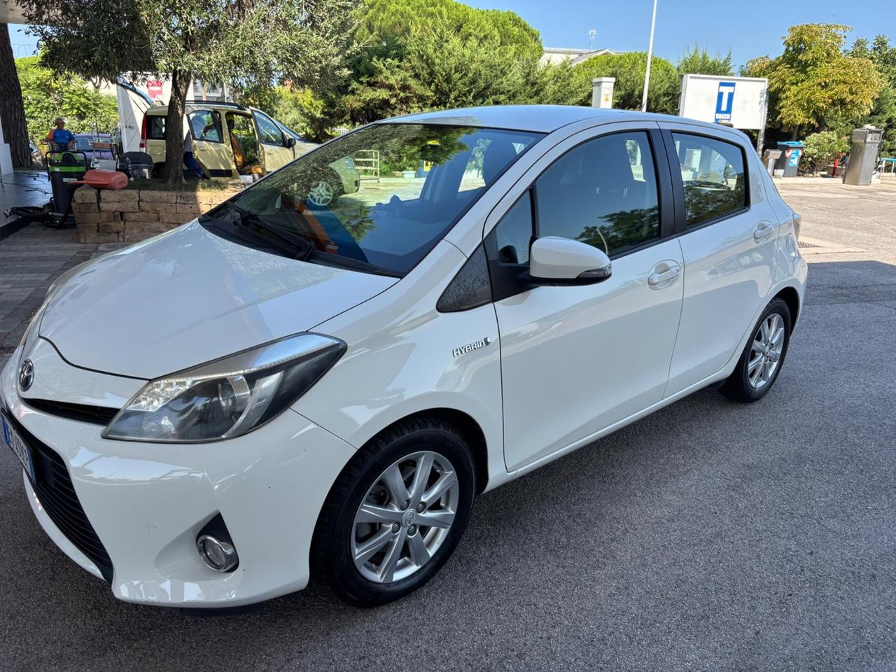 Toyota Yaris 1.5 Hybrid 5 porte Lounge