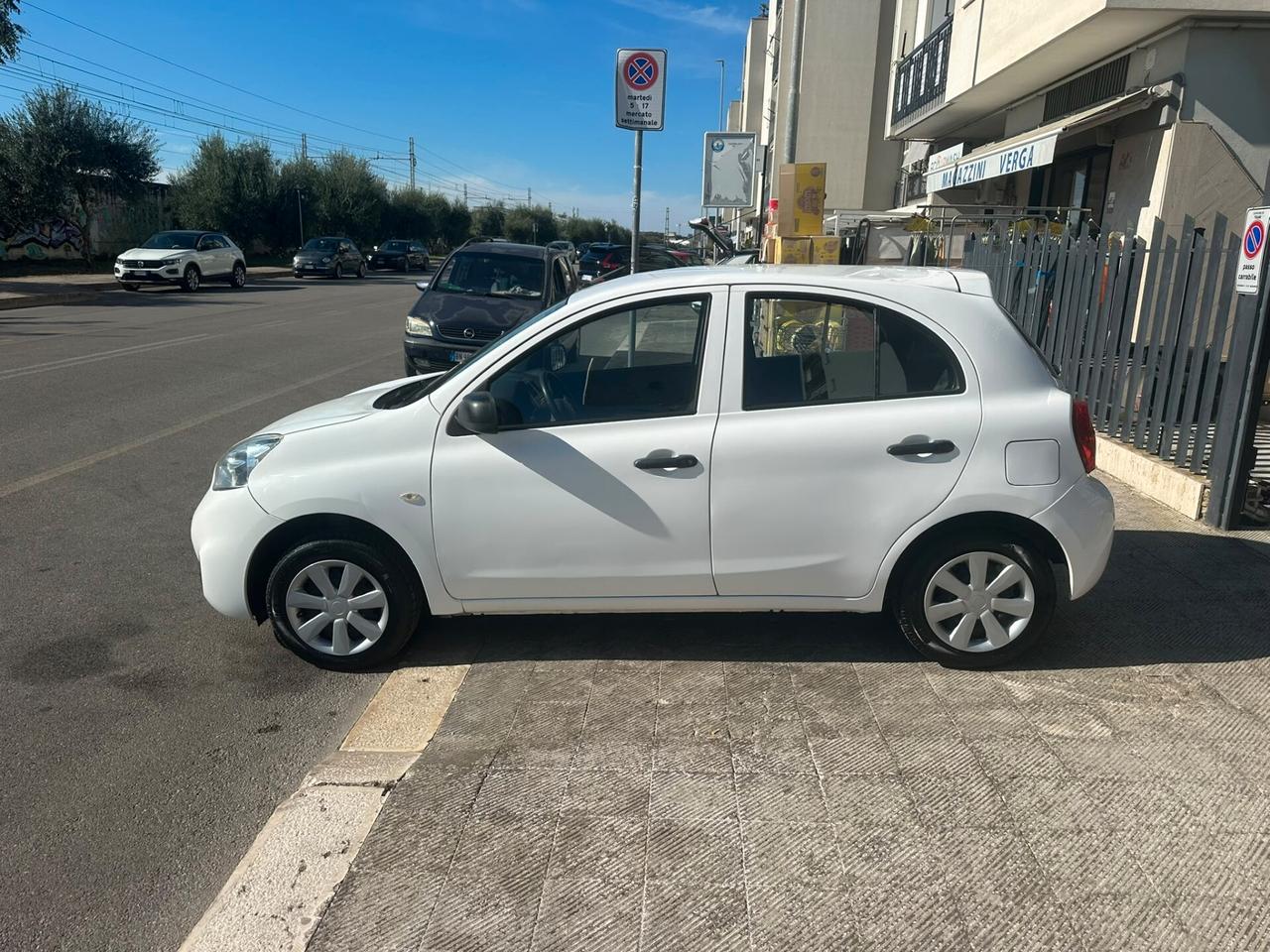 Nissan Micra 1.2 16V TEKNA