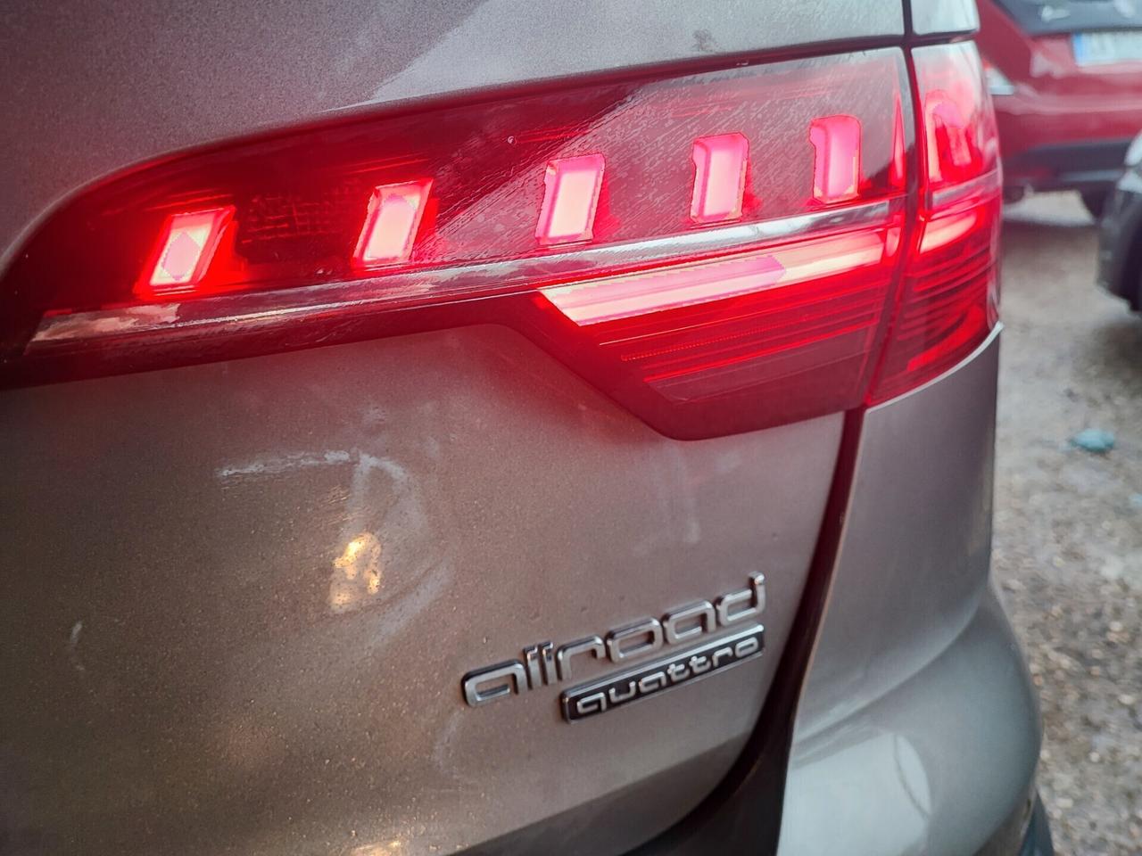 Audi A4 allroad 40 TDI 190 CV S tronic Identity Contrast