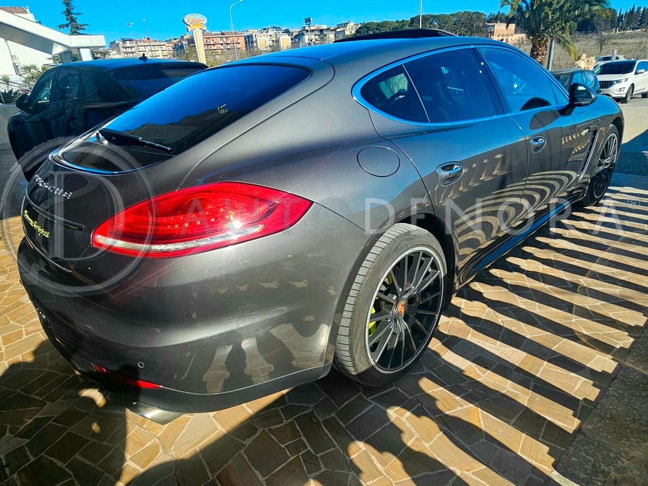 Porsche Panamera 3.0 S E-Hybrid CON MOTORE FUSO