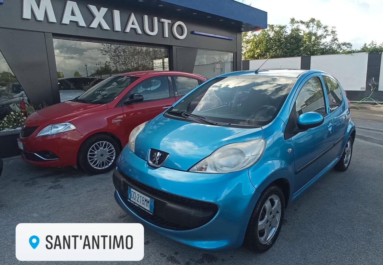 Peugeot 107 CAMBIO AUTOMATICO